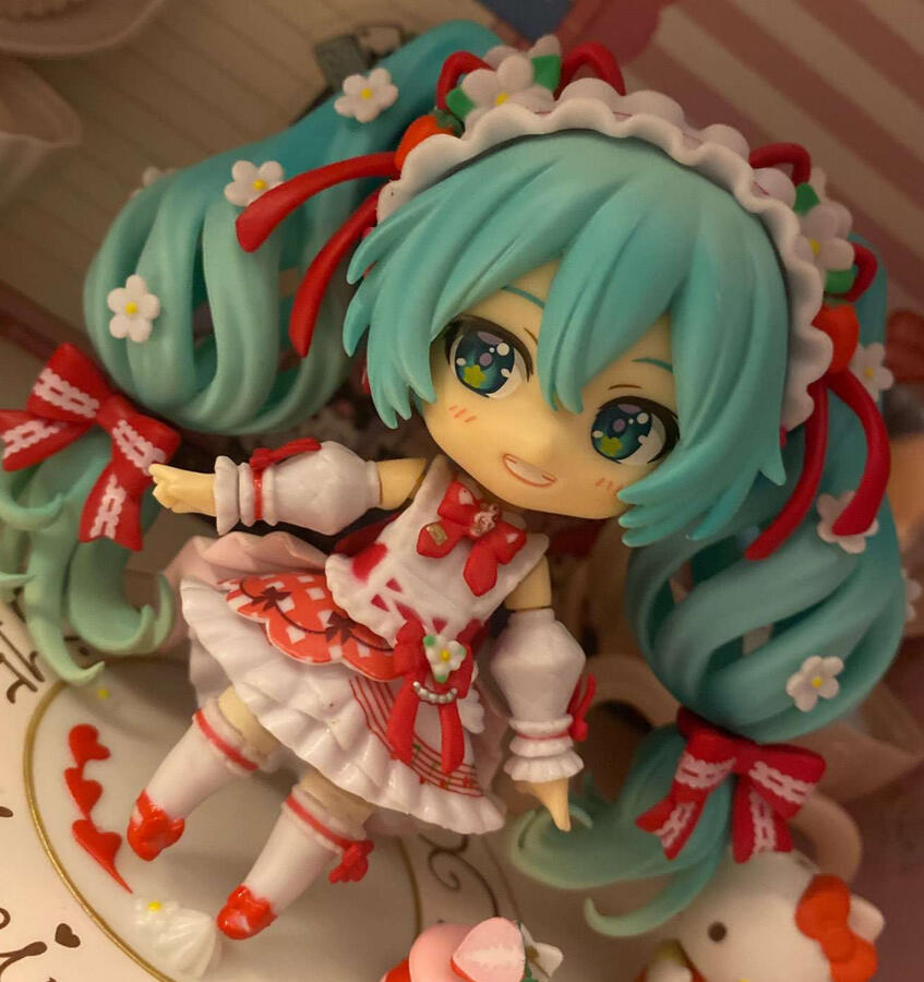 Bootleg 15th Anniversary Nendoroid
